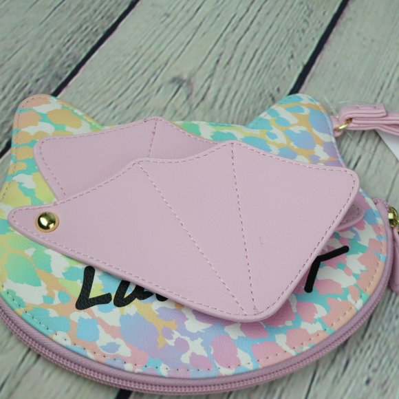 NEW! Betsey Johnson Dragon Moveable Wings Wristlet - Picture 9 of 9